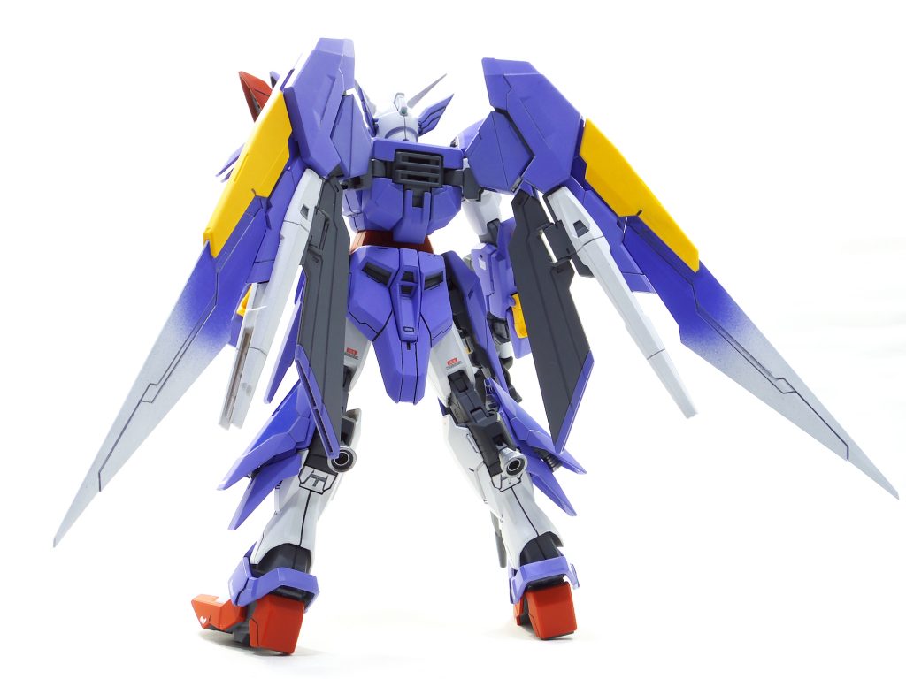 MG ガンダム フェニーチェリナーシタ–3枚目/制作者：gunplacraft