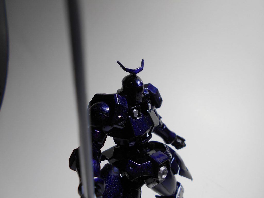 ポージングを取らせるとこんな感じ