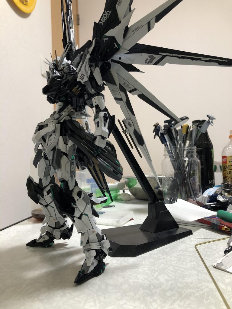 腰クイプロポーションなので、ジョジョ立ち風ポージングが1番カッコよく見えるお気に入りです!笑