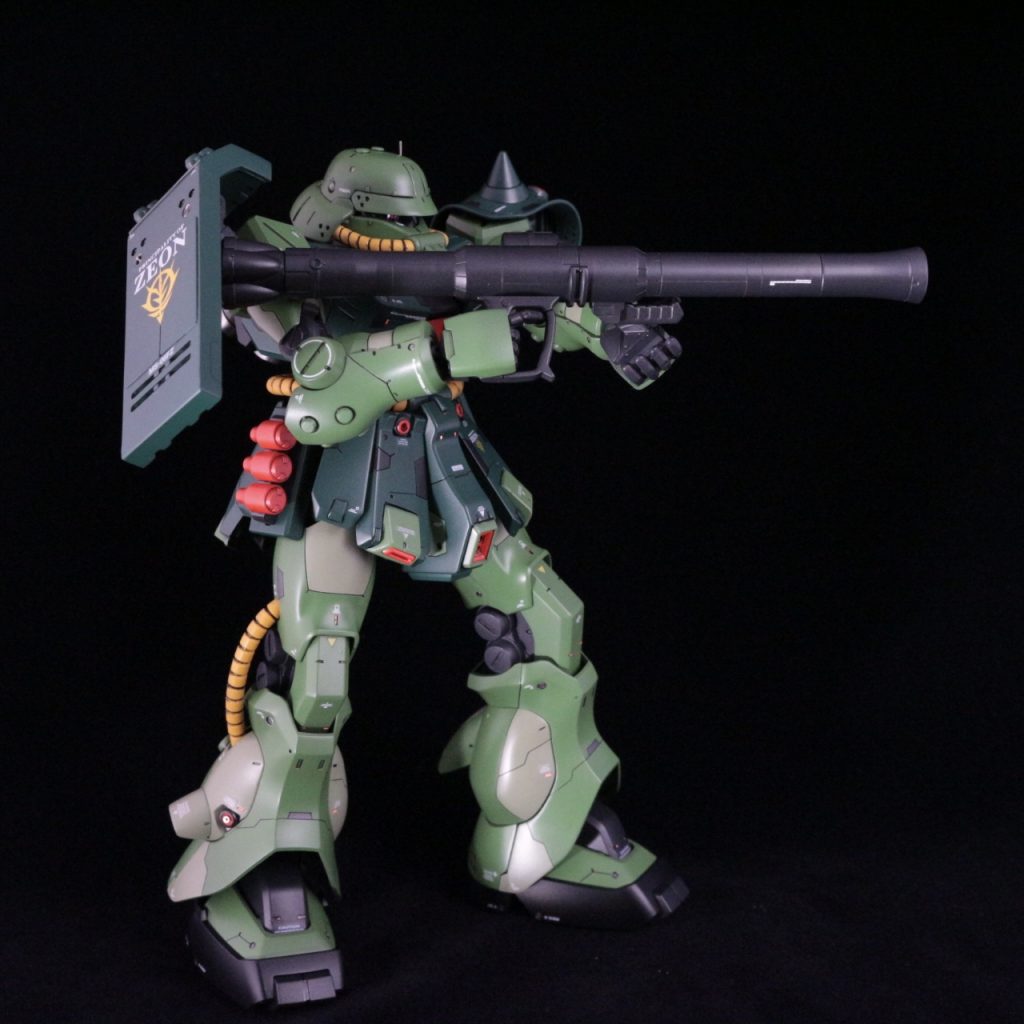 バズーカ、フリッツヘルム装備