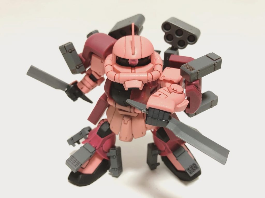 武器②ヒートナタ。こちらもハンドガンと同じ処理をしましたが、元々グリップが細身なのもありあまり装備は安定しないです。