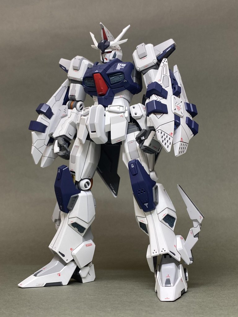 一足先に完成した中の人
無課金アバター状態