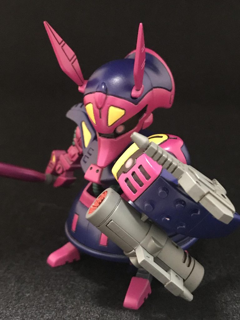 フル装備。今回使った塗料なのですが、クレオスの「色の源」のマゼンタを使ってます。面白い塗料だけど適材適所を理解していないと使い方が難しいなと思いました。 しかしオススメです。