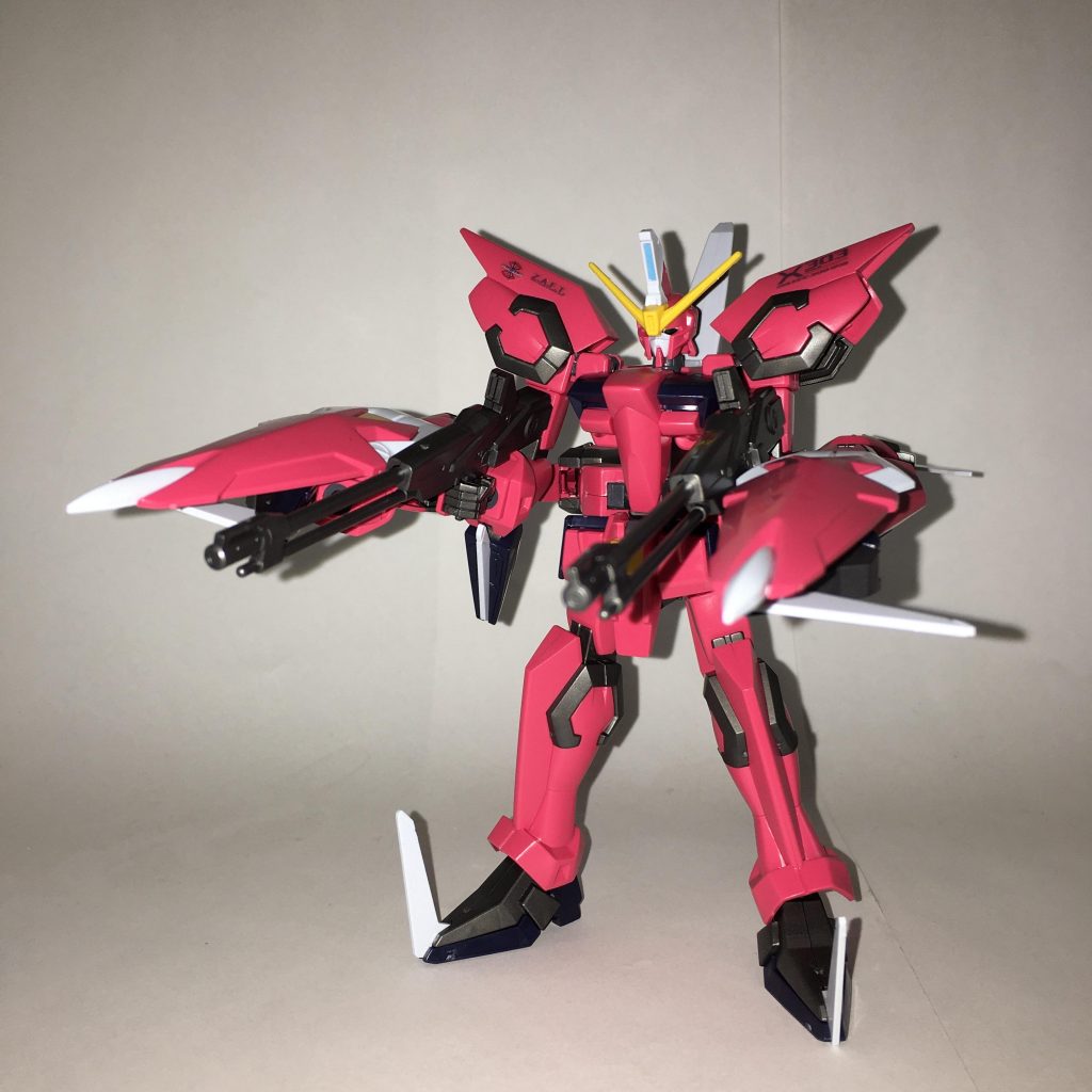 MS形態、正面。