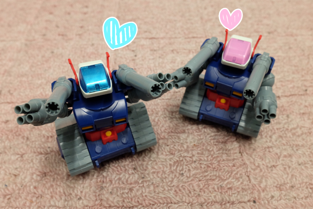 あら、なーにー！？
抱っこしてほしいの！？
ヤダーーー！！！！！💕💕💕💕💕