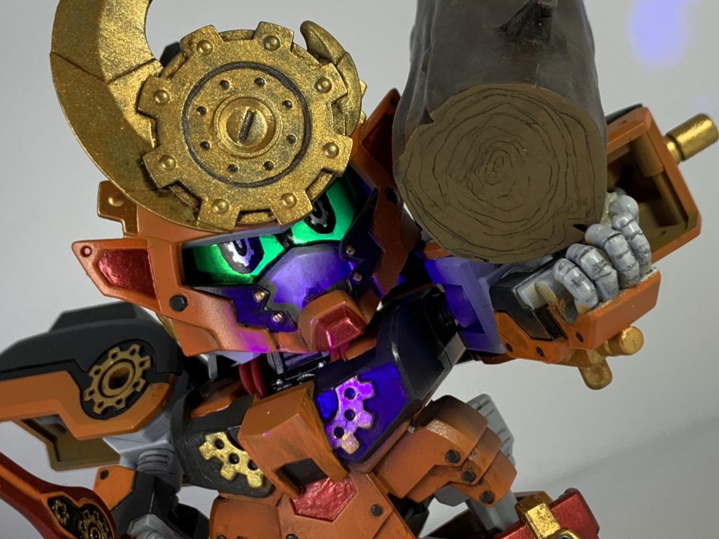 左手の指は白ランナーを切ってヤスって接着しました。右手はキットのまま。