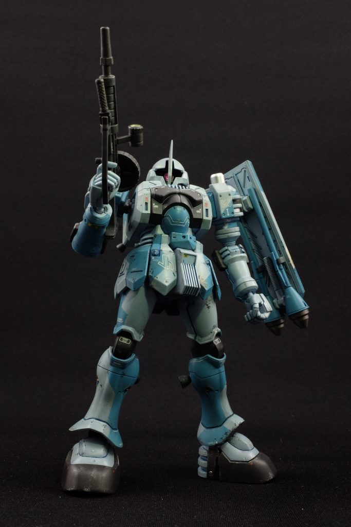 2015年に作った物を撮りなおしてみました。完成した当初は嬉しくって気付かなかったんですが、下腿部の迷彩パターンを逆に塗ってますね/(^o^)\
個性だと自分に言い聞かせます