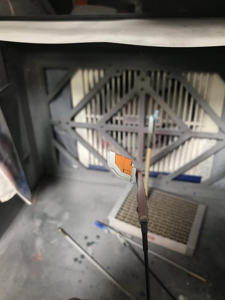 ライジングの肩に、シャイニングの関節を切って接着