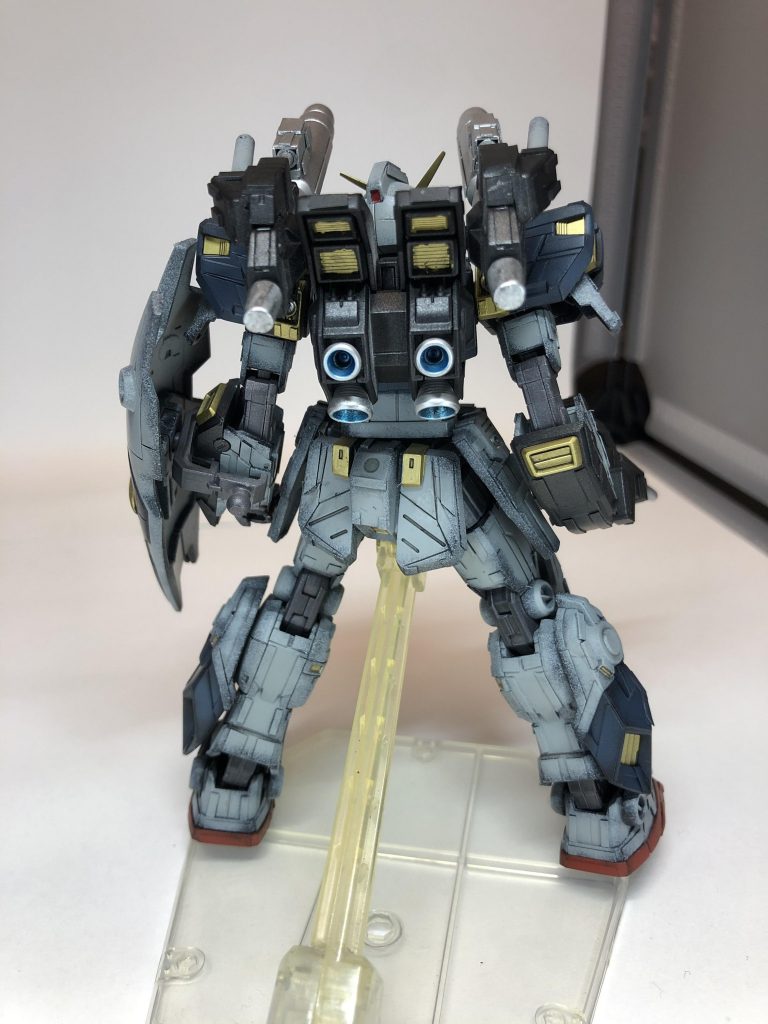 背面になります