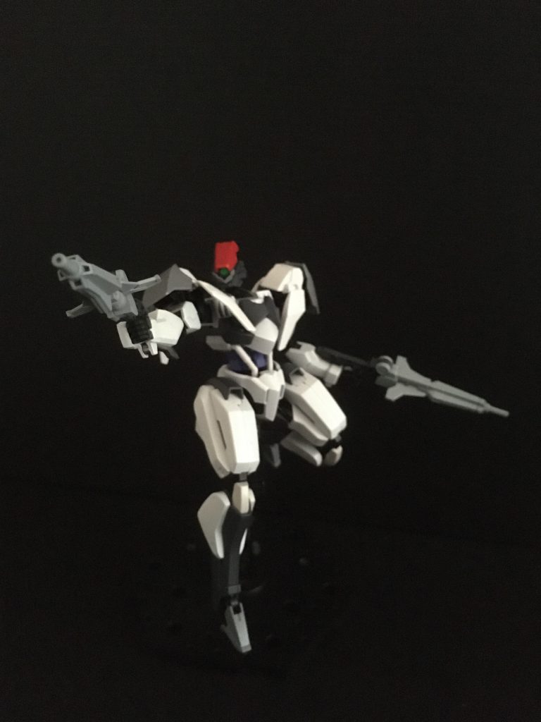 AEL設定③
ローカル社は、可変MSの開発は行っていない。これは、AE社の「Z計画」との差別化(第2世代MSの発展)を図ると共に、ローカル社社長の意思(可変機構が嫌いだから)でもある。