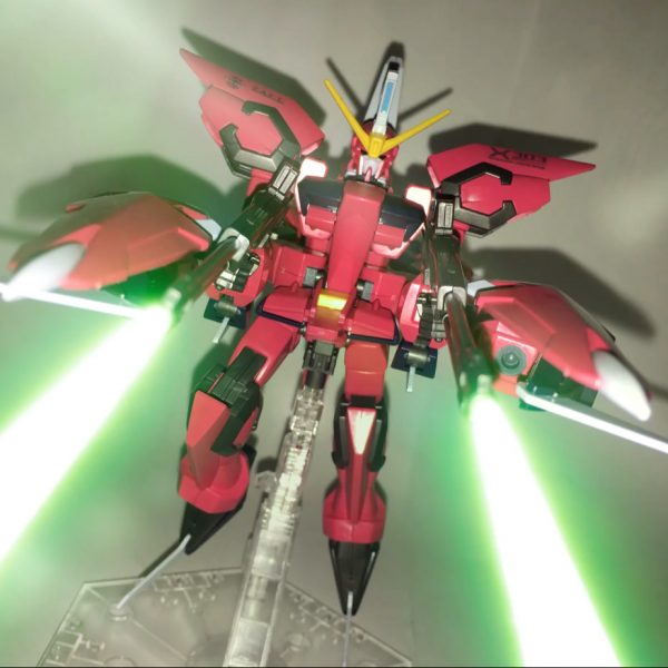 守護する海蛇「ガンダムイージスヒュドラ」