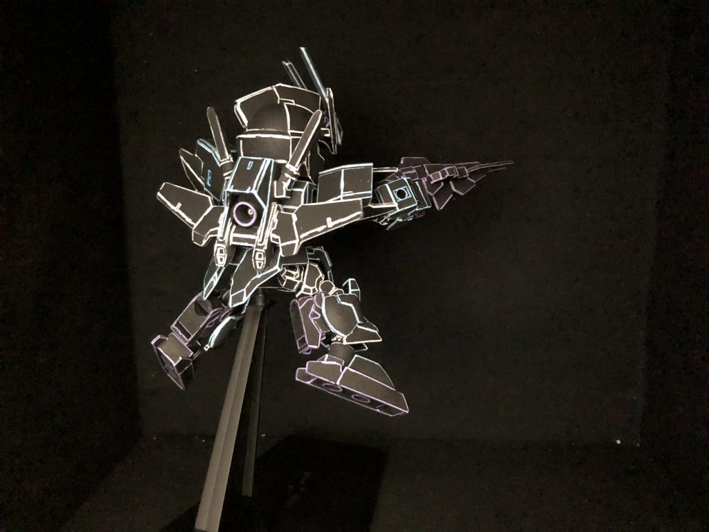 SDCSアースリィガンダム ハシビル考案ネオン風塗装–5枚目/制作者：ハシビル