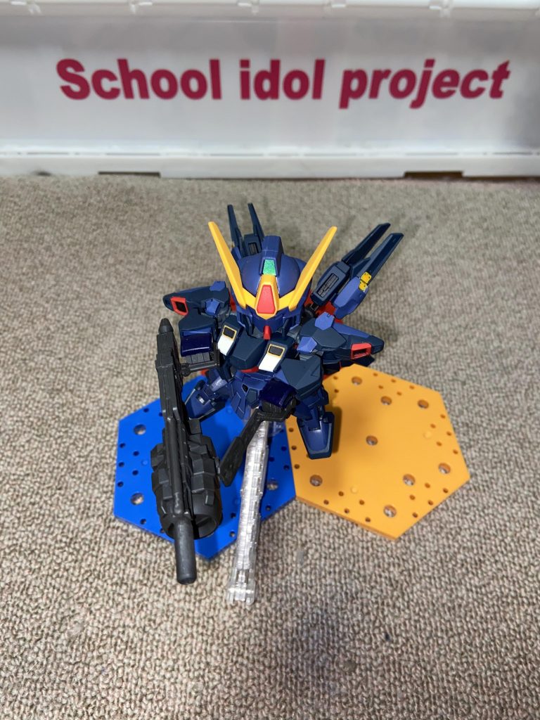 Iフィールドランチャー(構え2)