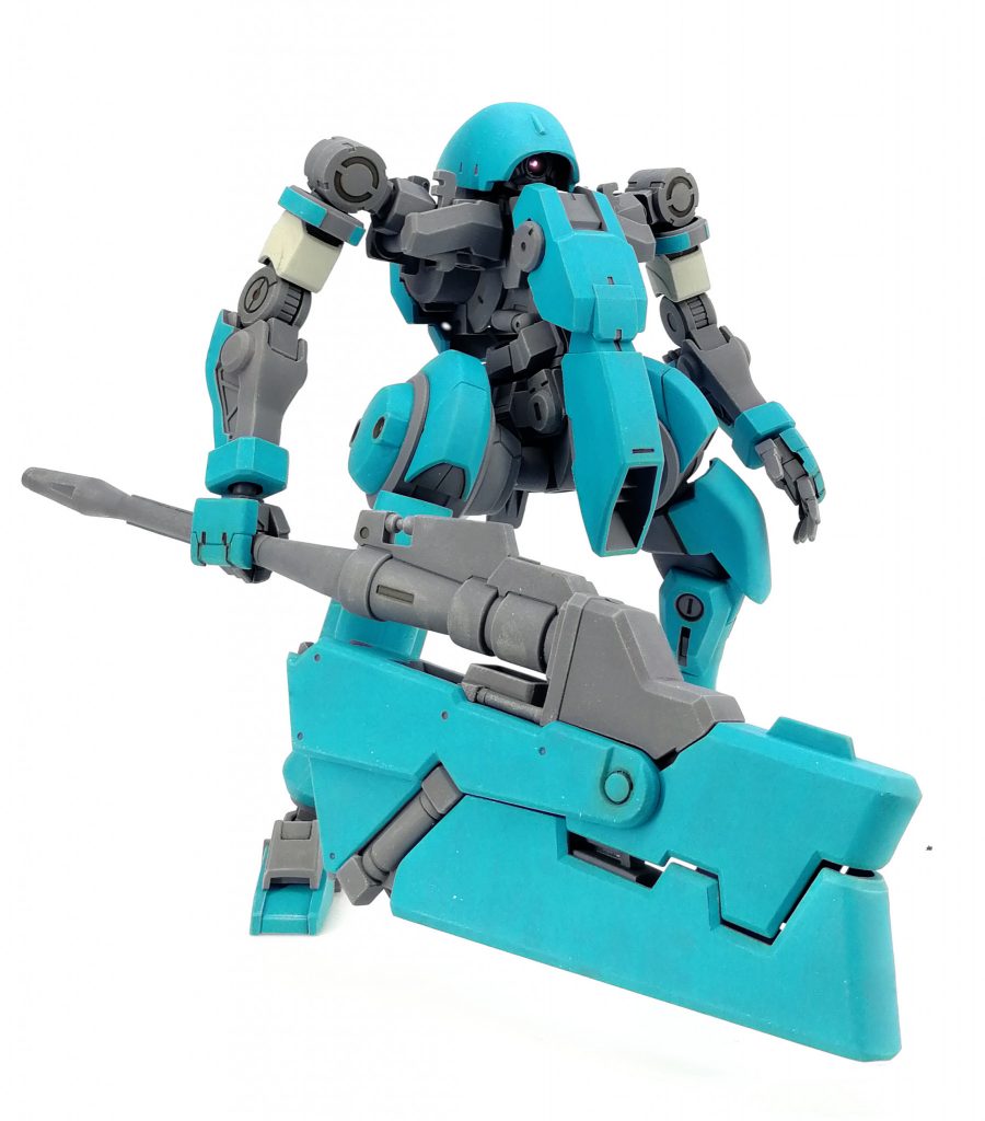 塗装は競技バトルロボアニメ的なイメージで奇麗目に。
下地にメカサフヘヴィを塗ってフレーム色兼ね。
装甲色ファレホ筆塗り。
その後各ウェザリング塗料や油絵具で軽く整える程度に汚して仕上げました。