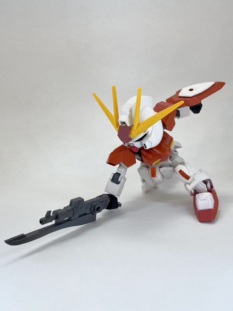 可動部にクロスシルエットフレームを組み込んだのでよく動きます。