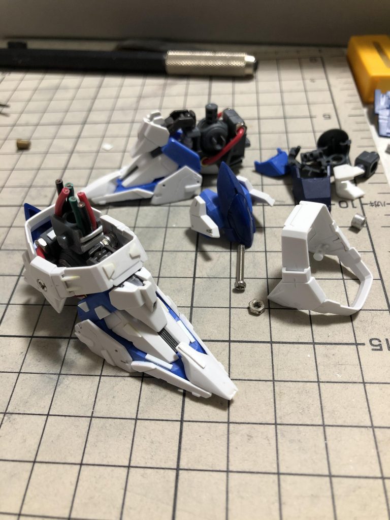 配線は埋め込んでありますが、高価なLEDなどは仕込んでありません_(:3」∠)_