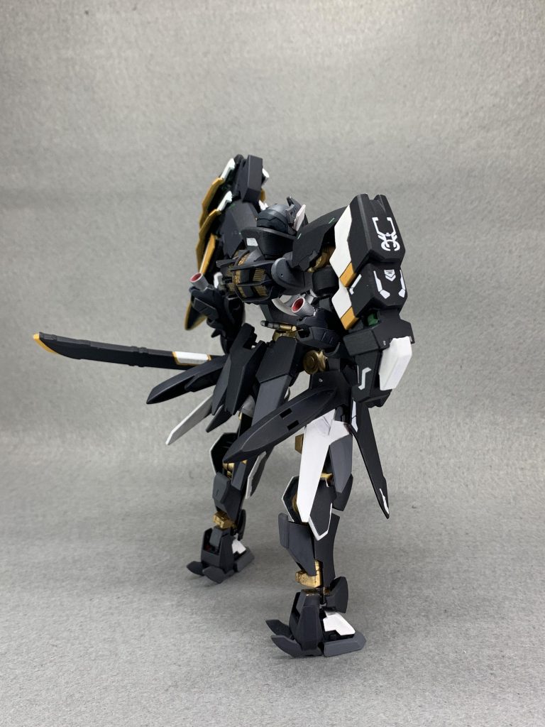 背面横