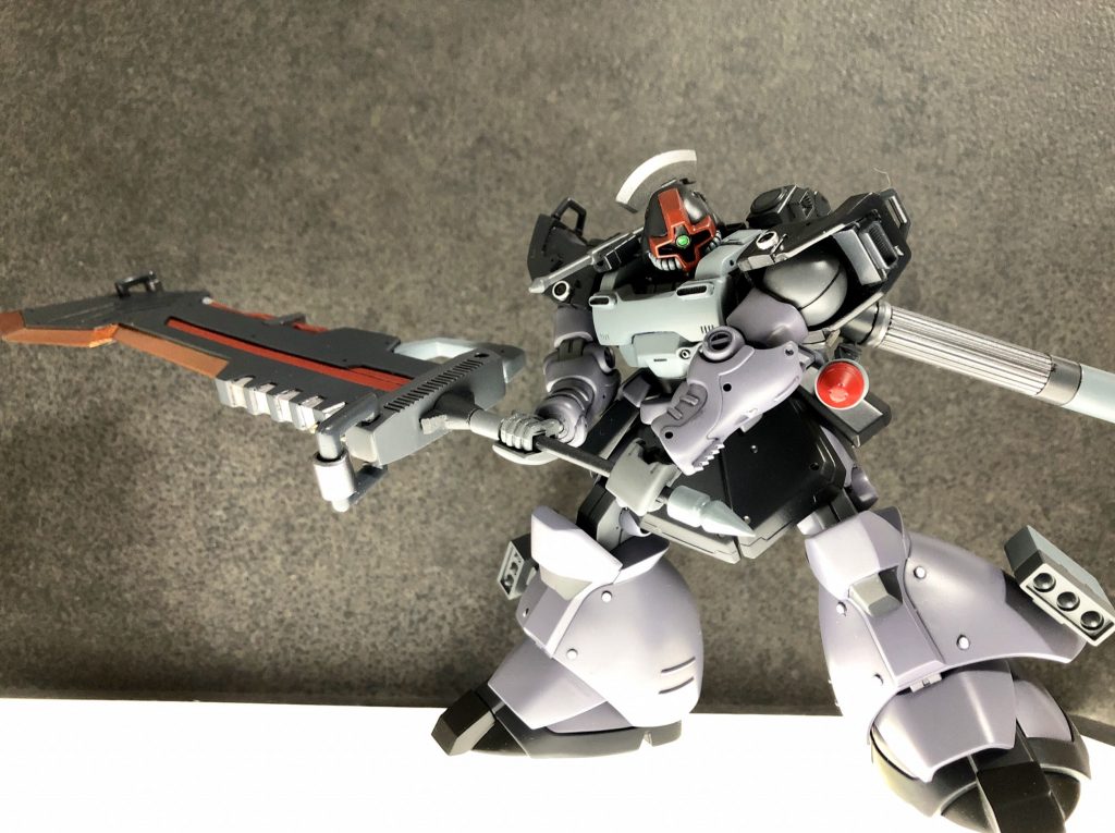 weapons
大型ヒートサーベル
両手で持たせるのがやっと……
塗装も大変でした(*_*)
まぁ、かっこいいからそれでヨシ!