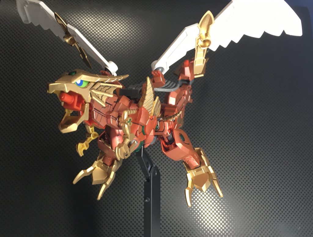 ドラゴン形態。
変形させるのが楽しい(^^)