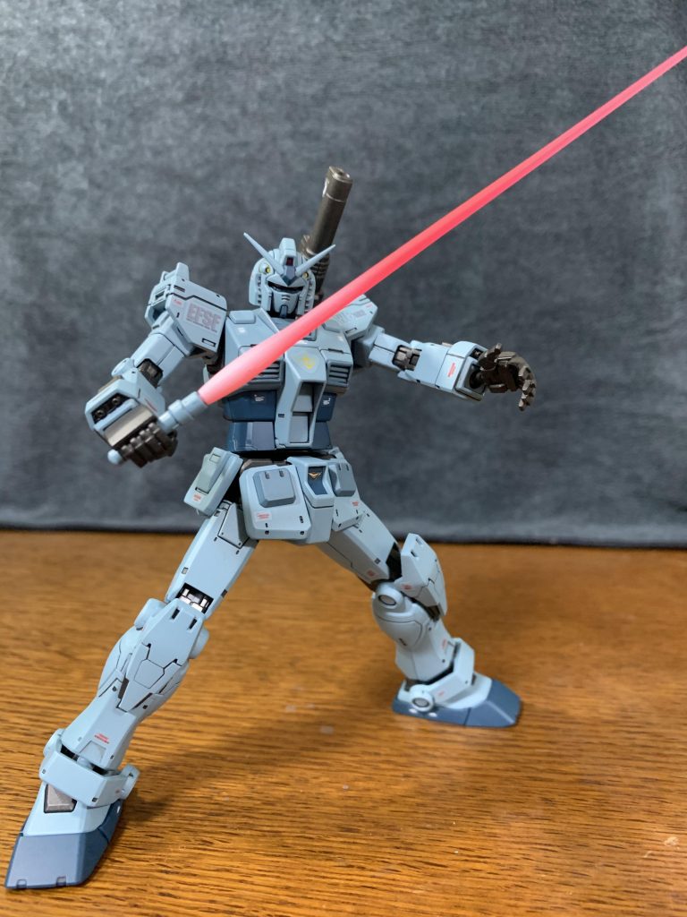 今回は初めてグラデーション塗装に挑戦。
思ったより簡単でカッコよくなった気がします。