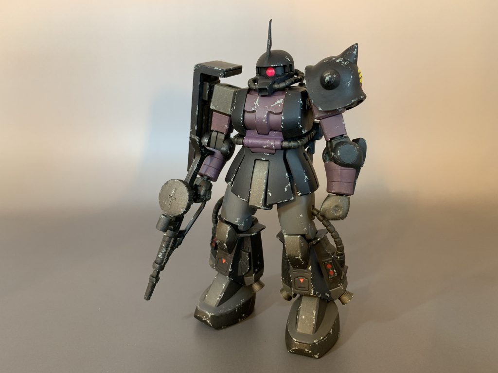 カラーリングはMSVのカラーガイドを参考にしたためグレーパーツは濃いグレーにしました。