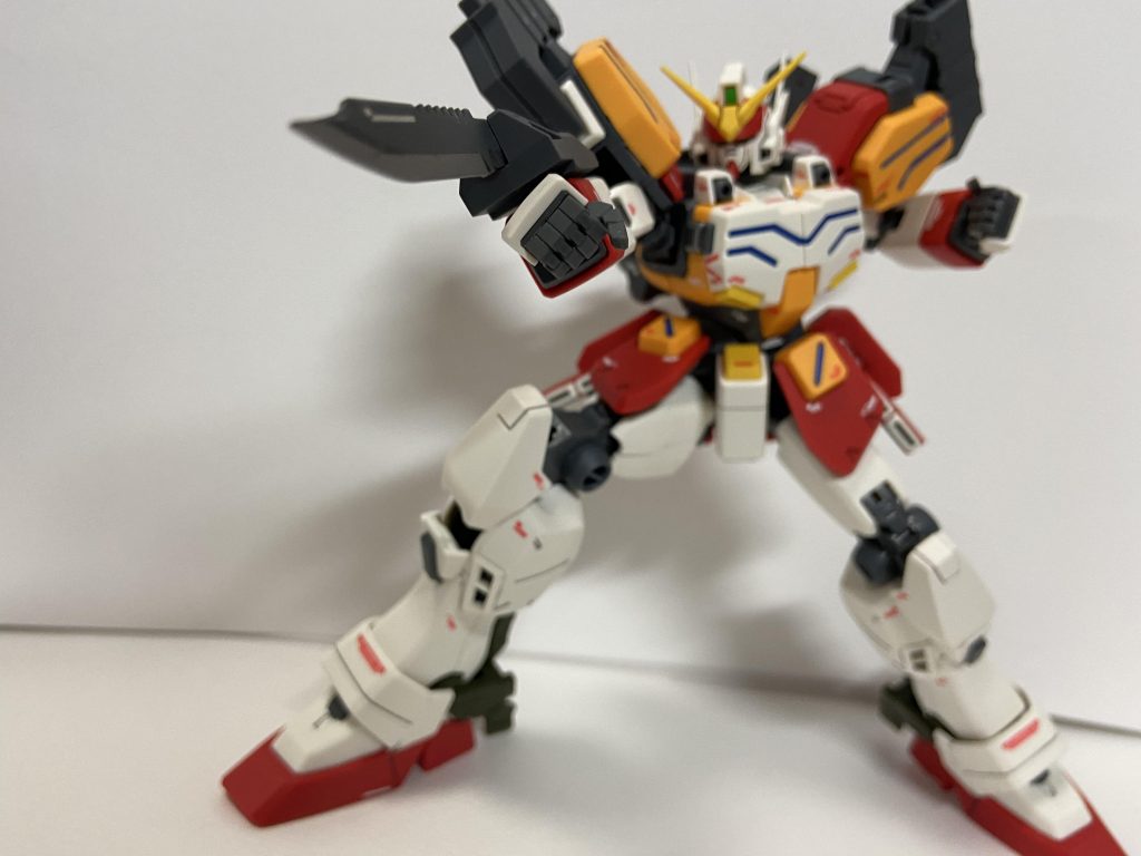 ポージングが難しい装備ですね…