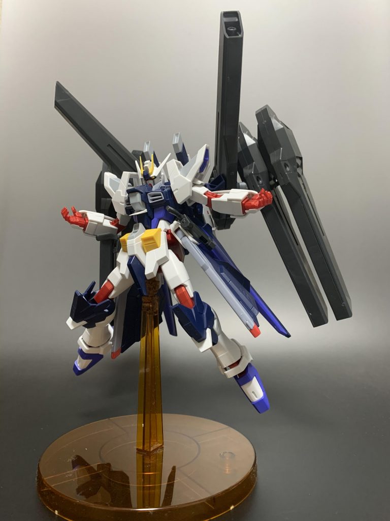 最後に塗装前の写真を！
塗装に関しましては機体色はザクグリーン1と2
関節はGXメタルレッド
グレー部分はティターンズブルー1
金色はEXゴールドを使用してます〜！
今回はミキシングと言うほどミキシングでは無い機体なので新鮮で楽しかったです(*´∀｀*)
最後まで読んで頂きありがとうございます🙇‍♂️
よかったら感想など書いてくださると嬉しいです(*´∀｀*)