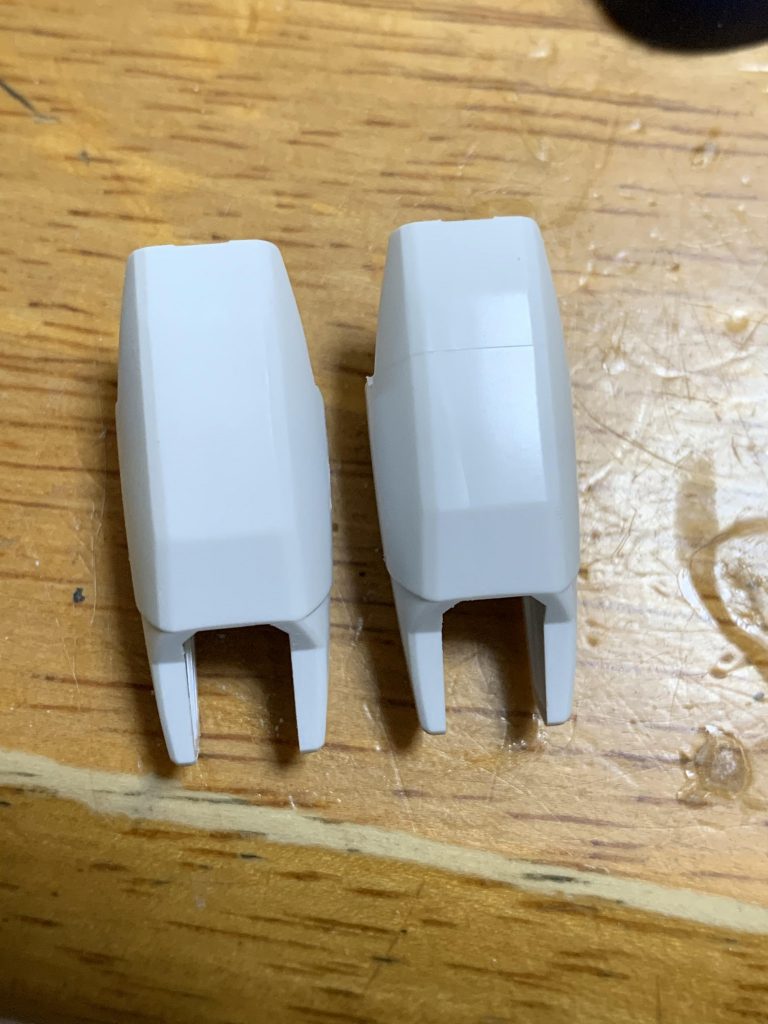 そして太もものパーティングライン消しと面だしですね！これだけでも見栄えが段違いです〜