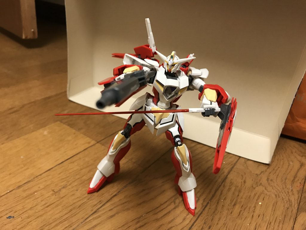 ガンダムモード基本形態であり、機動力と格闘性能に特化している。ツインドライヴシステムから得られた大出力のGN粒子を、重量軽減と姿勢制御に活かす事で、機動力を大幅に向上させる。その機動力は、フォースインパルスガンダムの3倍という驚異的な速さとなる。流石にフォースインパルスガンダムエクストリームのような亜光速レベルの速さには未だに届かないが、それでもストライクフリーダムガンダムやデスティニーガンダムをも凌駕する速度を誇る。関節部の可動域は広く、他のMSと比べて人間に近い動きを再現できる為、ガンダムモードでは可動域の広さを最大限に活用する事で、高い格闘性能を実現している。