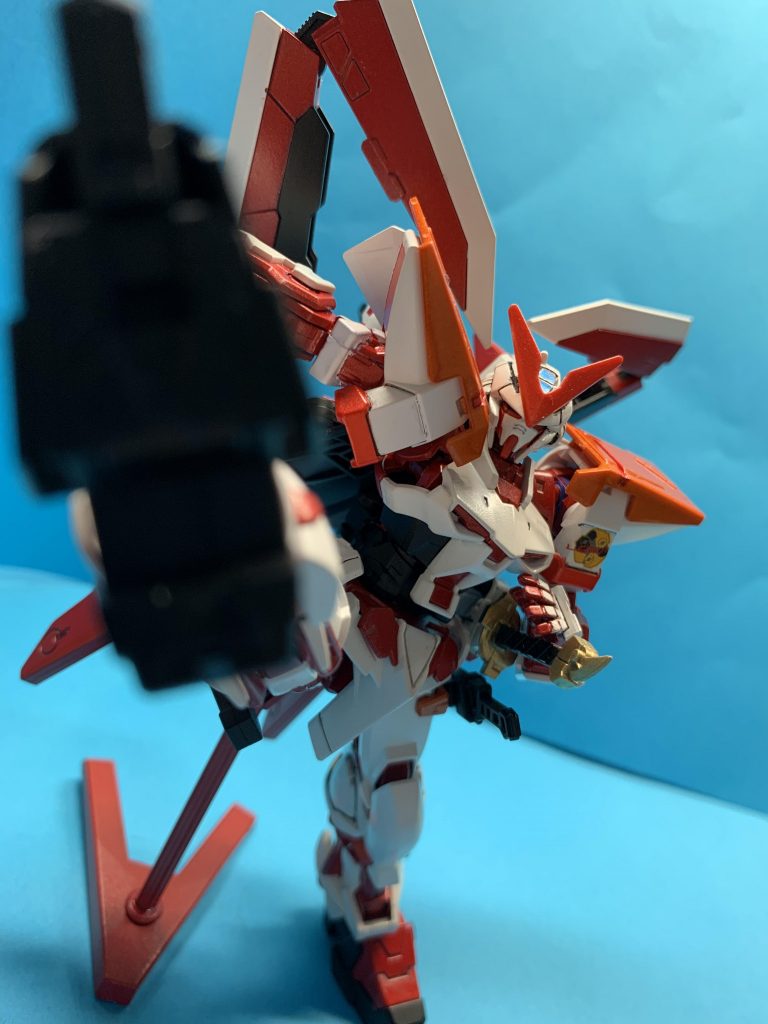 アーマーシュナイダー(爪先)。元キットの武装は基本残しています。ロウはあまり使わないと思いますが全部載せなので…(改にもそういうとこありましたよね)