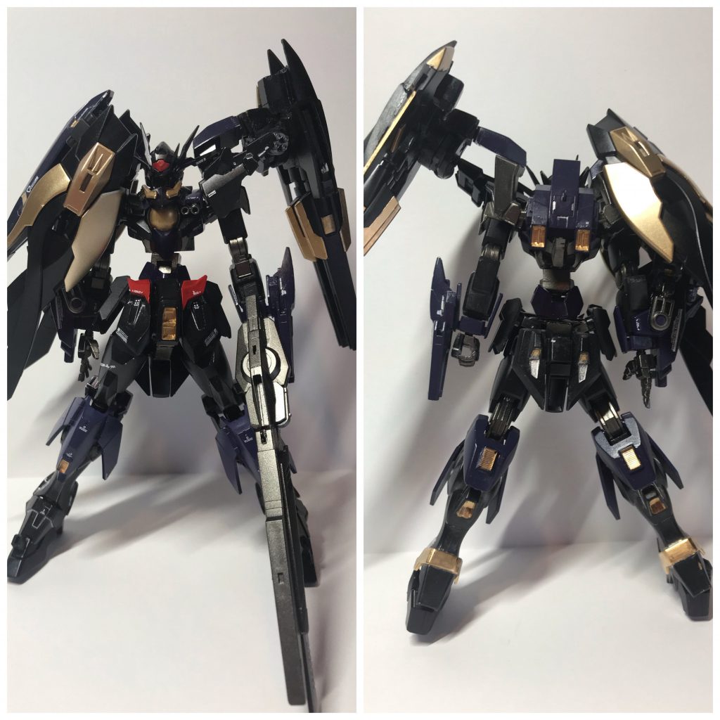 前と後ろです!
右手を隠すマントが搭載されておりシールドの役割をしています。