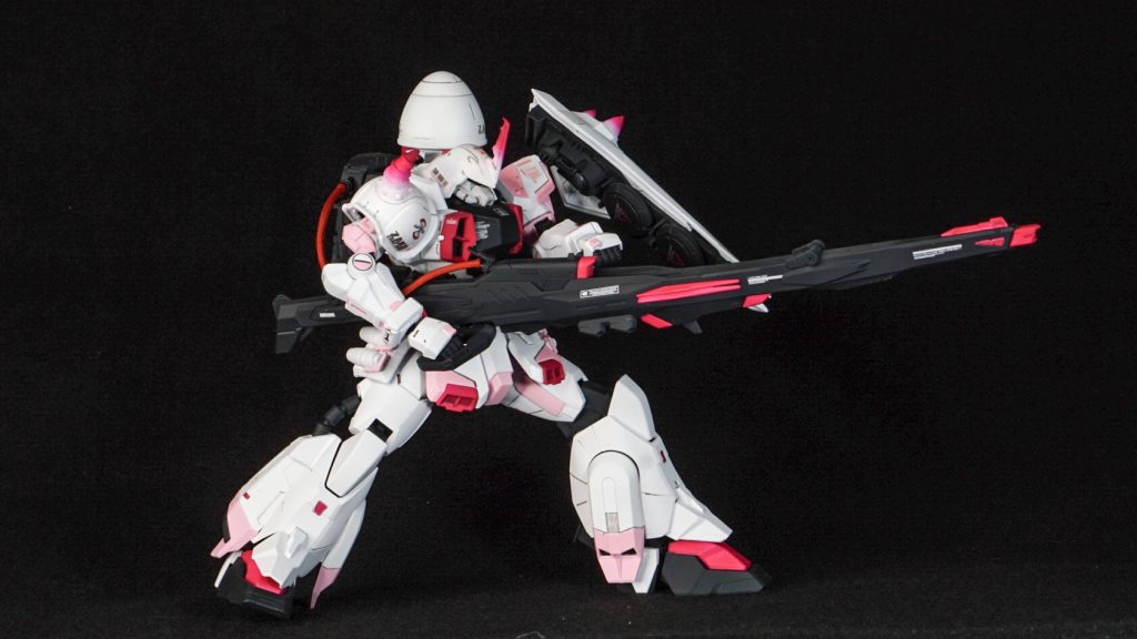 色は白、黒、ピンク、ジャガーパープルの4色。たしか。。。
もう一色グレーとか入れといても良かったかも。