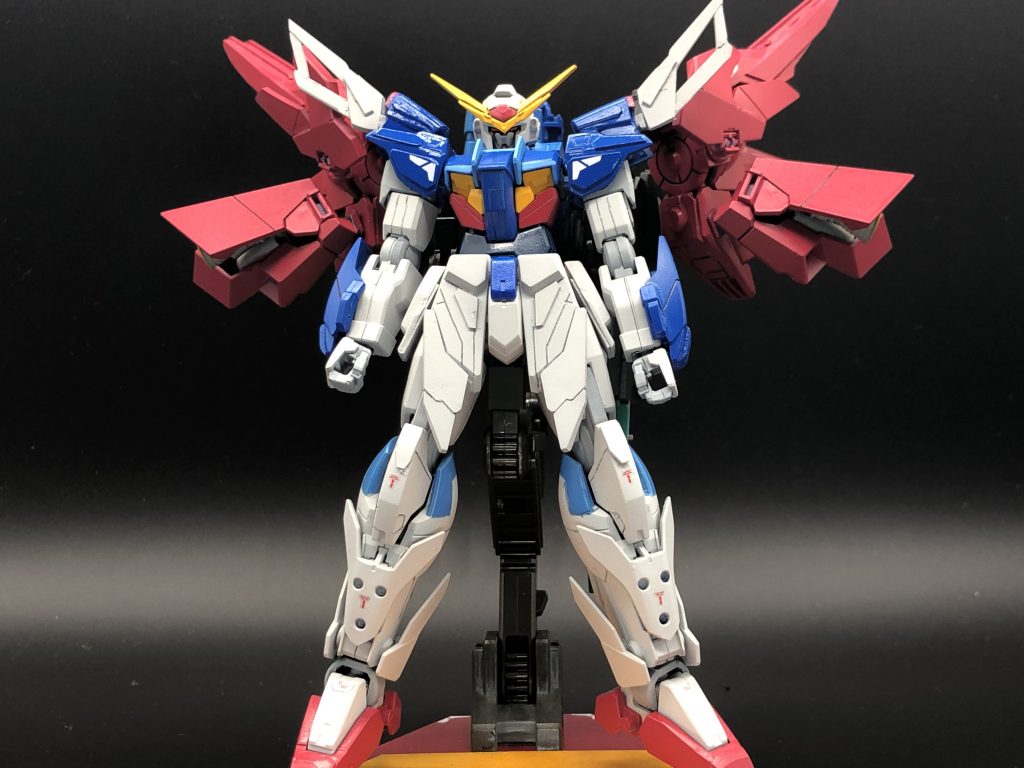 今回はダブルオースカイを安く購入出来たのでデスティニー寄りなダブルオースカイをモチーフに仕上げてみました(*´艸`)