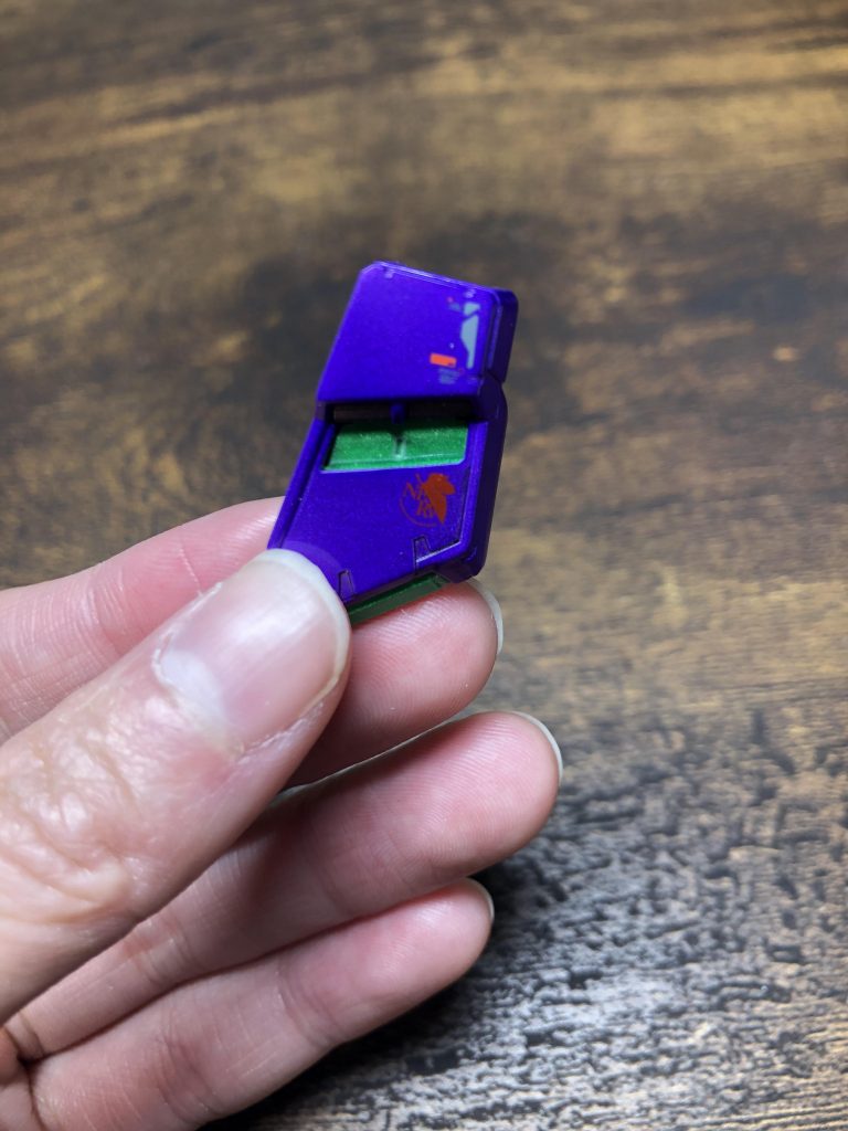 ワンポイントにNERVマークのデカールをはりました(*^^*)