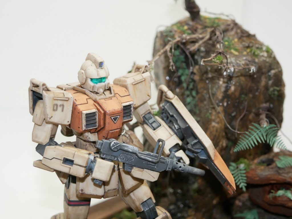 【ジオラマ】密林 HGUC 陸戦型ジム–2枚目/制作者:Robbin