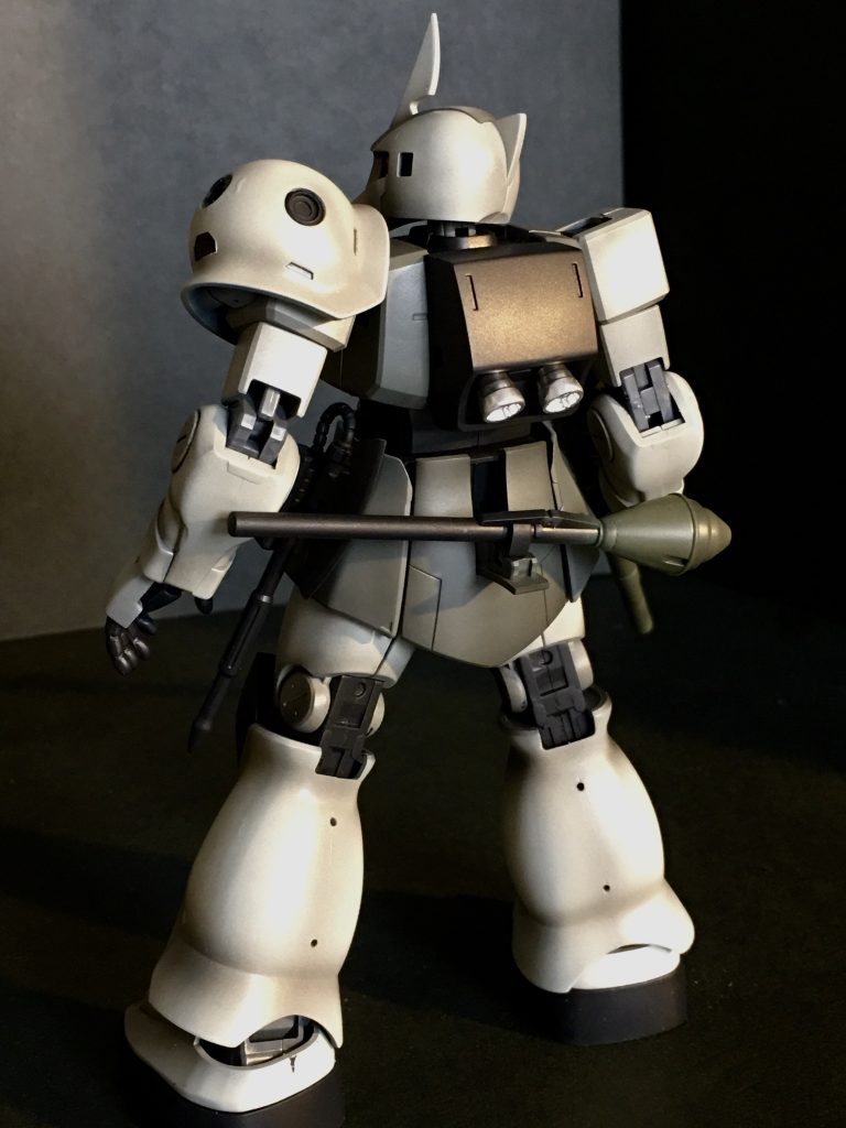 とは言っても、マゼラトップ砲、ヒートホーク、シュツルムファウストの3点装備。