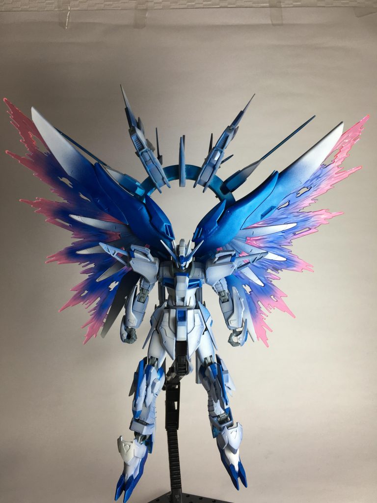 デスティニーガンダム改造「DEEPEYES」–4枚目/制作者：@JohnnyRaiden101