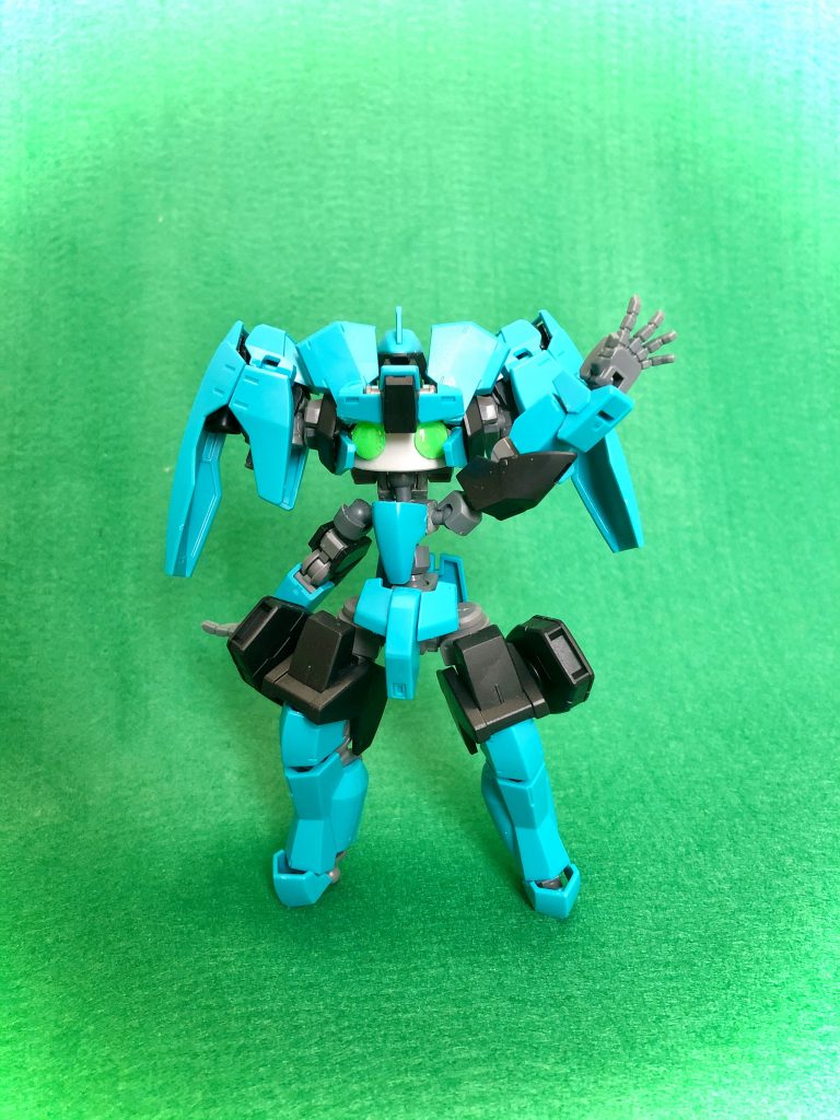 メインに使用したキットはグレイズリッター(カルタ機)のみ。あとはボールジョイント、パワードアームズパワーダー、ビルドハンズ角、Ｈアイズ、顔のみプラ板で、ほぼ無塗装です。