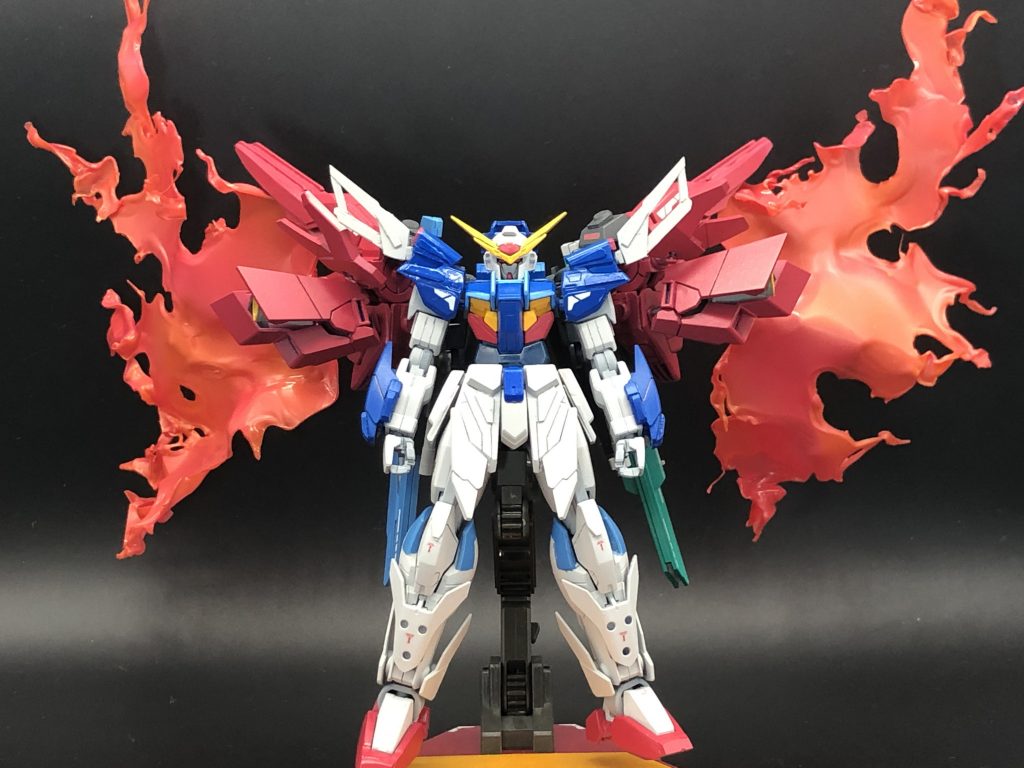 デスティニーの光の翼をメインにしたかったのでプラ板を炙って作成!!( ´ ꒳ ` )ﾉ
めがっさ怒りの炎に見えて仕方がない……結構難しいでした(￣▽￣;)