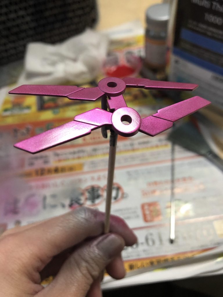 サイコフレームの塗装はキャンディー塗装