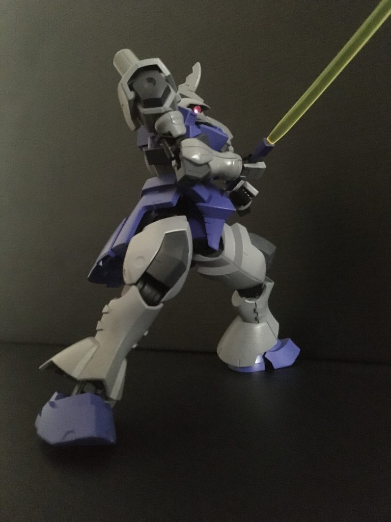 AEL設定①
ローカル社が展開するMSは、試験機等の例外を除き、コーポレートカラーである「パープル/ヘイズ」(紫色と灰色のツートンカラー)で塗装されている。これは、親会社であるAE社より、ジオンを連想するカラーの使用を禁止された為といわれている。