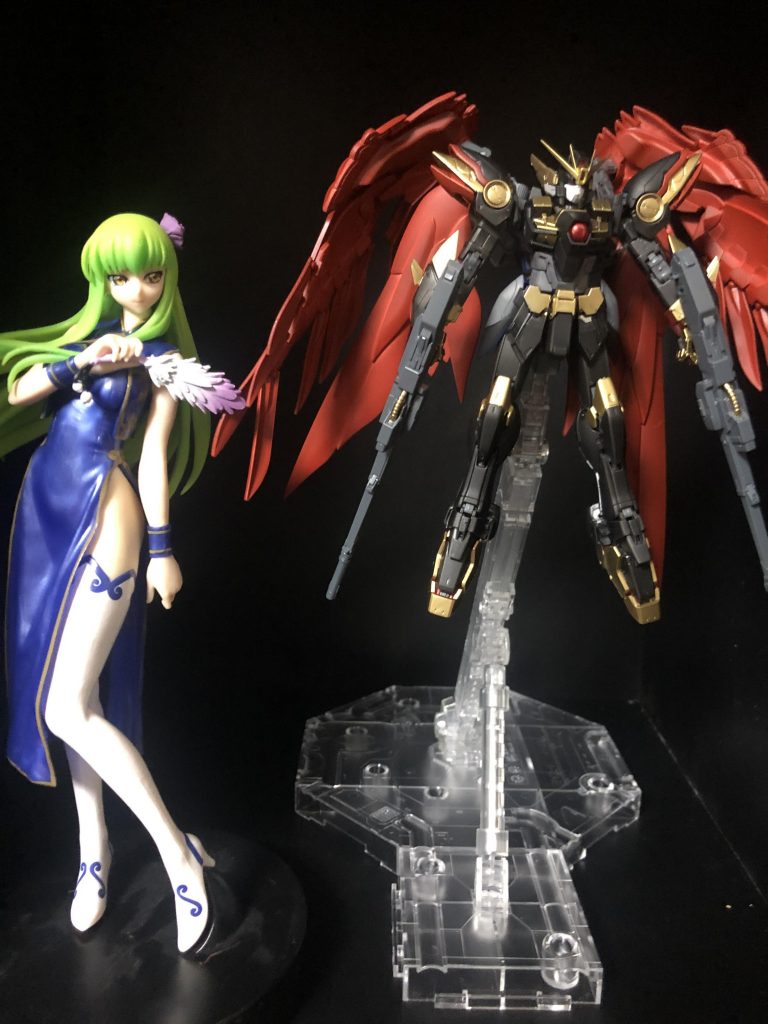 はよルルーシュのフィギュア欲しい…