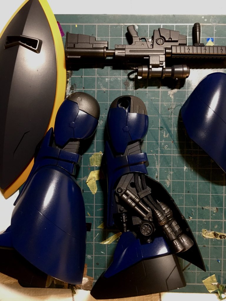 さすがMG。内部メカは今回はさほど塗り分けませんでしたが腕がある方は超絶かっこよく仕上げれると思います。