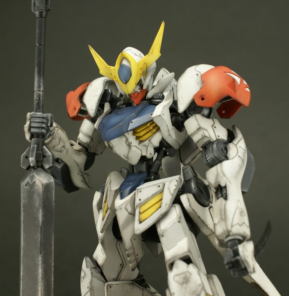 一応グラデーション塗装しています。