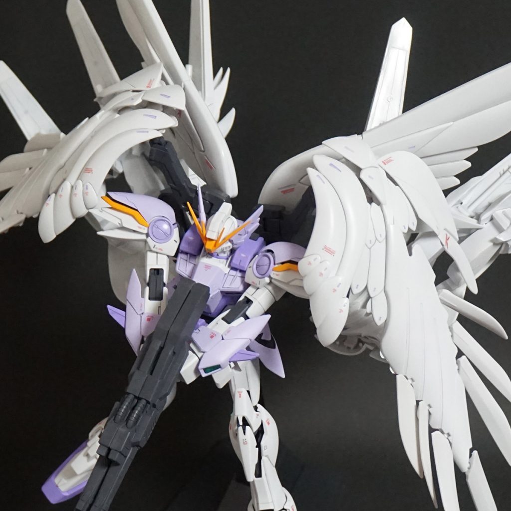 ツインバスターライフルを構えて