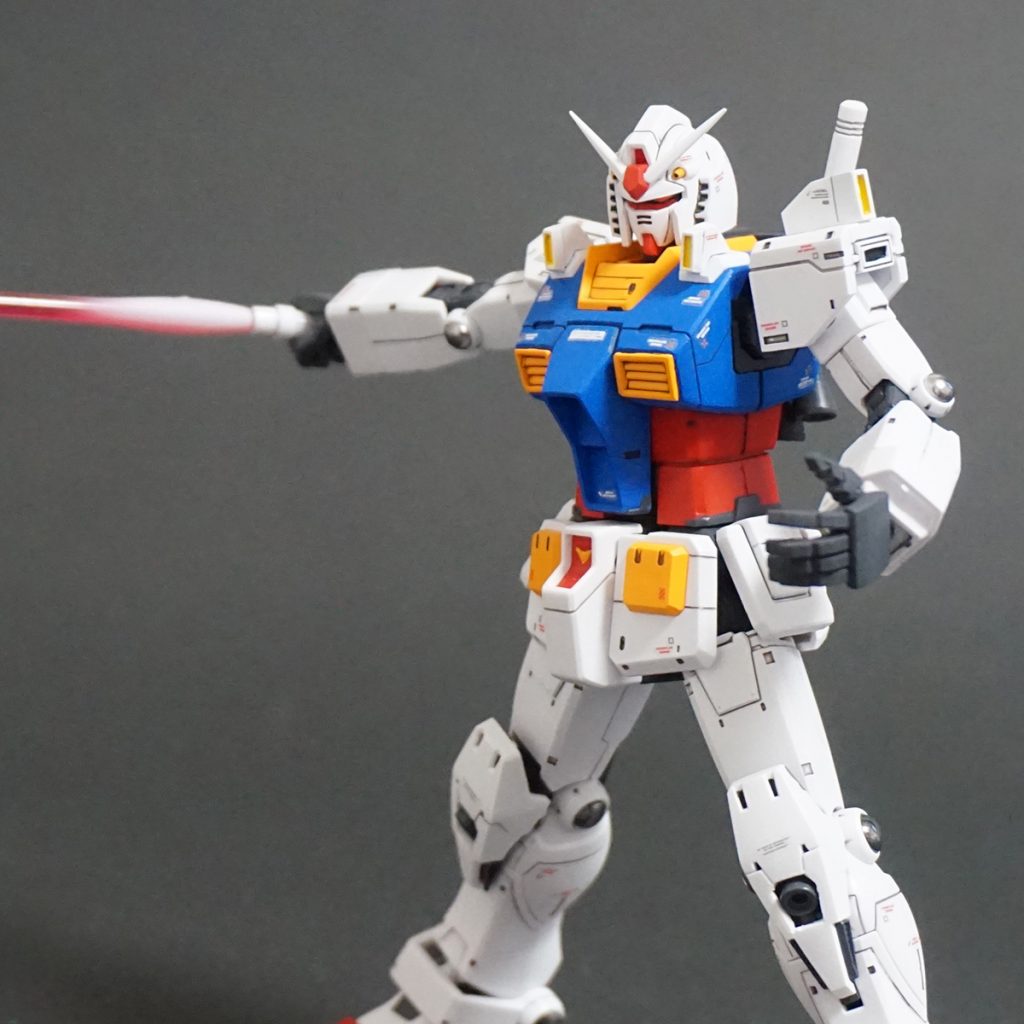 ビームサーベルはグラデーション塗装しています。