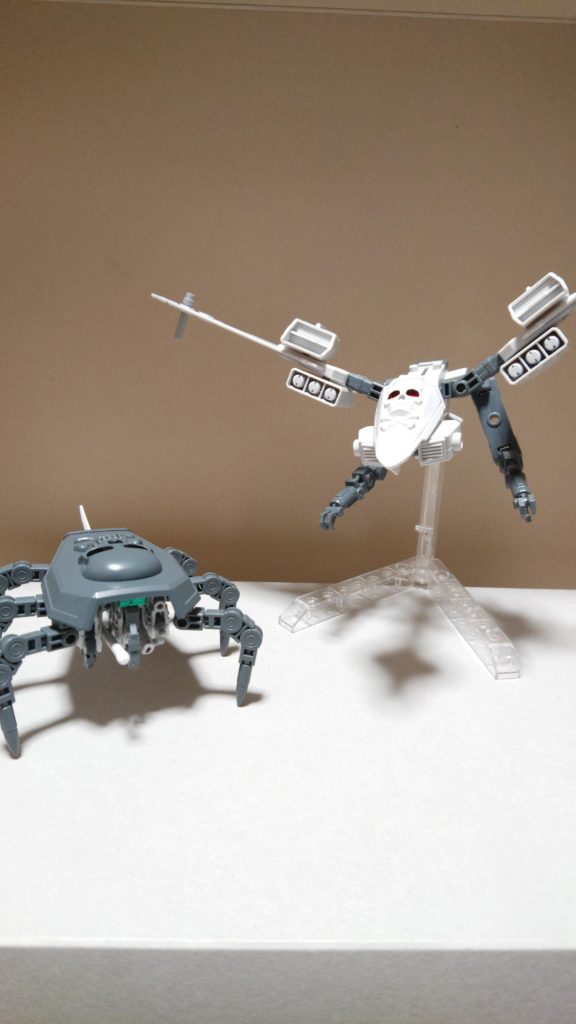 キャプテンにはやはり部下が必要。
と言う事で制作したキャプテン・スカール専用支援兵器、『スカール・マシン』。