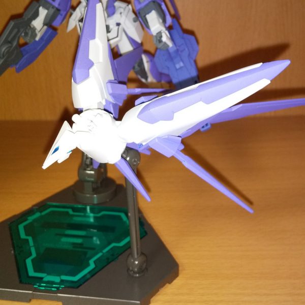 アイズガンダム & 支援機 GNブースター