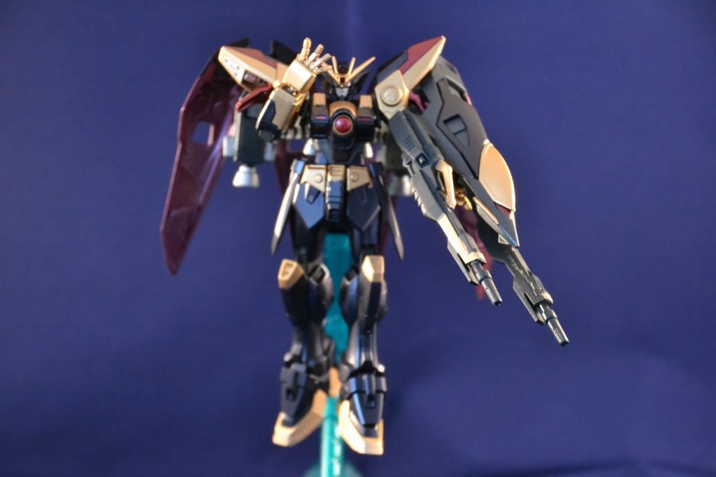 シールドにバスターライフルを装着も可能