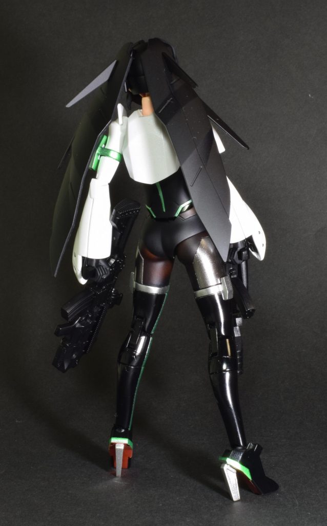 ブーツとボディスーツ？ジャケットと素材感を出すため艶を変更。